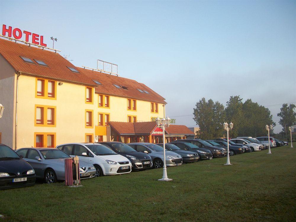 Brit Hotel Essentiel Moulins Avermes ภายนอก รูปภาพ